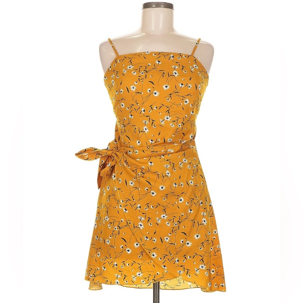 Beautiful Blush Mark Yellow Floral Unique Back Tie Summer Dress